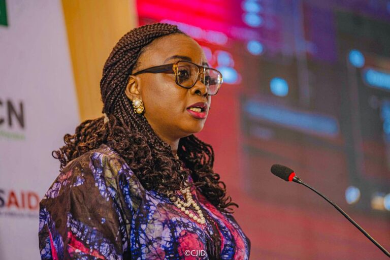 About Toyin Akinniyi